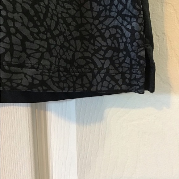 Under Armour Short Sleeve Shirt - Picture 4 of 5